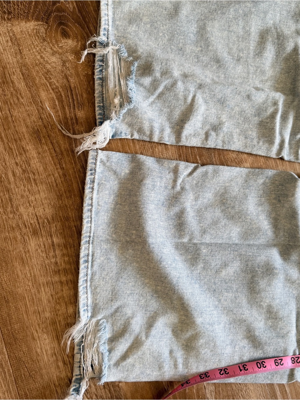 American Eagle Outfitters Light Blue Super High-Rise Baggy Wide-Leg Jeans - Picture 5 of 7